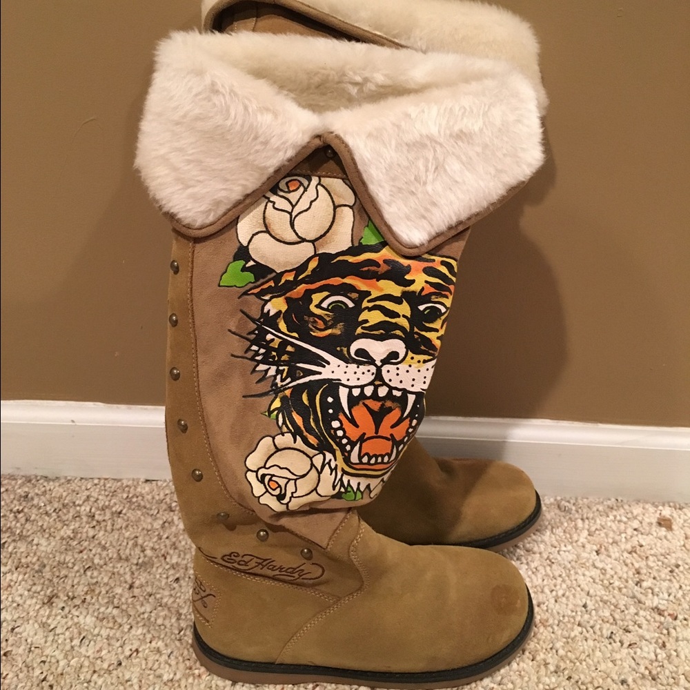 Boots to the knee