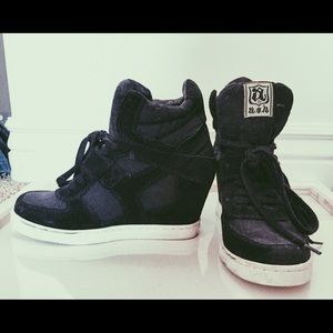 A.S.H. Limited Black Wedges