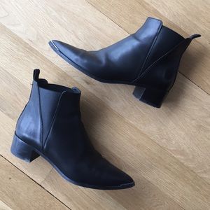 Acne Jensen Chelsea Boots Size 41 Great Condition