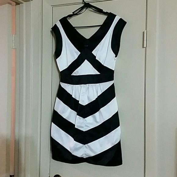 Bisou Bisou Michelle Bohbot Black and White Dress