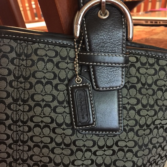 authentic coach bag.