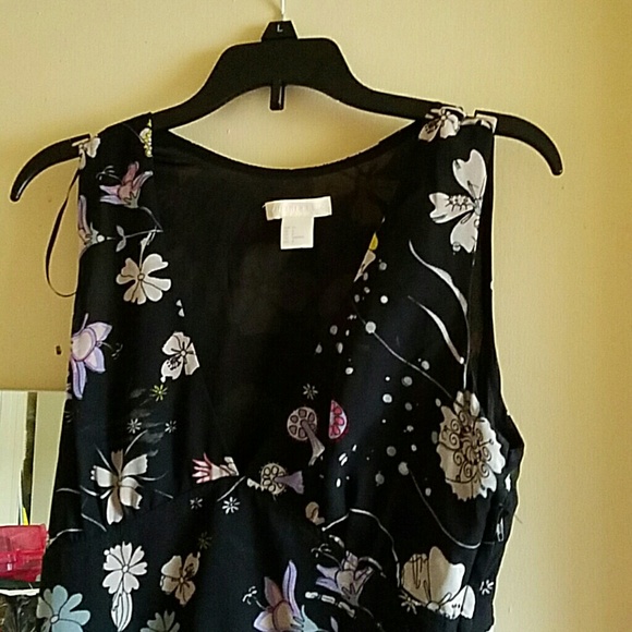 Maxi dress with v neck and banded waist
