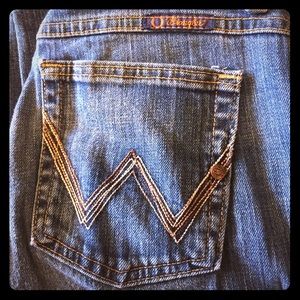 Womens Wrangler jeans! 🐴