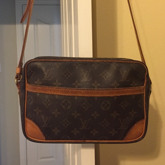 Purse - Picture 2 of 4