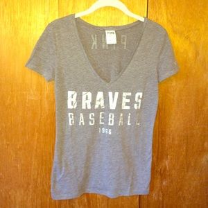 VS Pink MLB Braves v-neck t-shirt