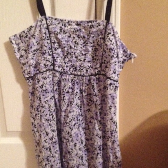 Spaghetti strap top with side zipper