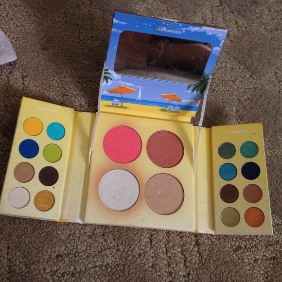 💄 - Picture 2 of 2