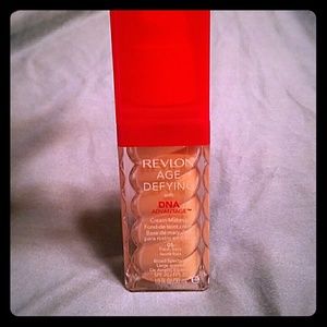 Revlon Age Defying Foundation