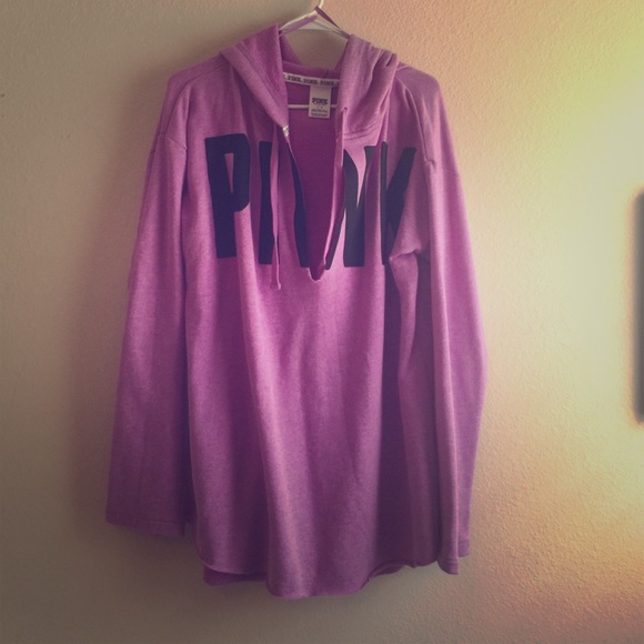 VS PINK HOODIE. GREAT CONDITION!