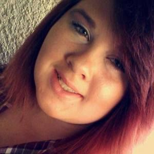 Meet your Posher, Hollie