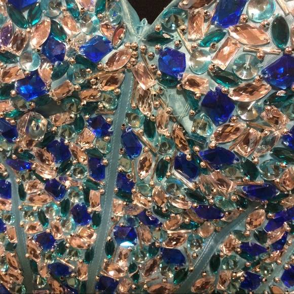 Sweet 16/Prom/homecoming dress. Beaded corset.😍 - Picture 2 of 4