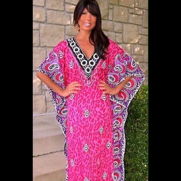 moo moo kaftan
