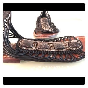 Sam Edelman strappy stone sandals with zip back