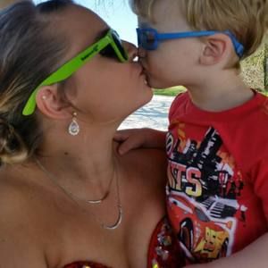 Meet your Posher, Renaye