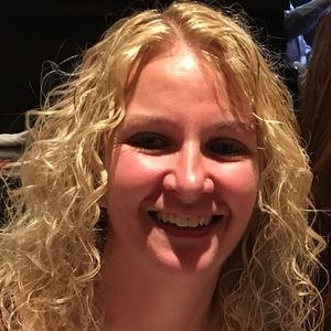 Meet your Posher, Dianna