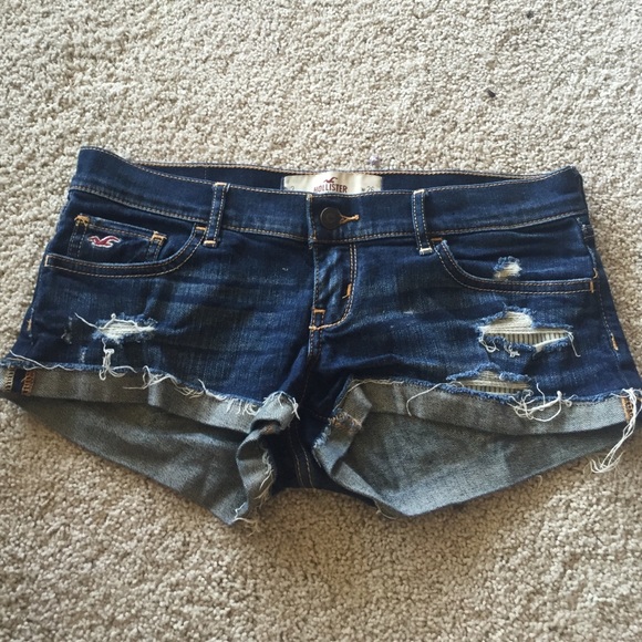 Hollister cuffed dark shorts