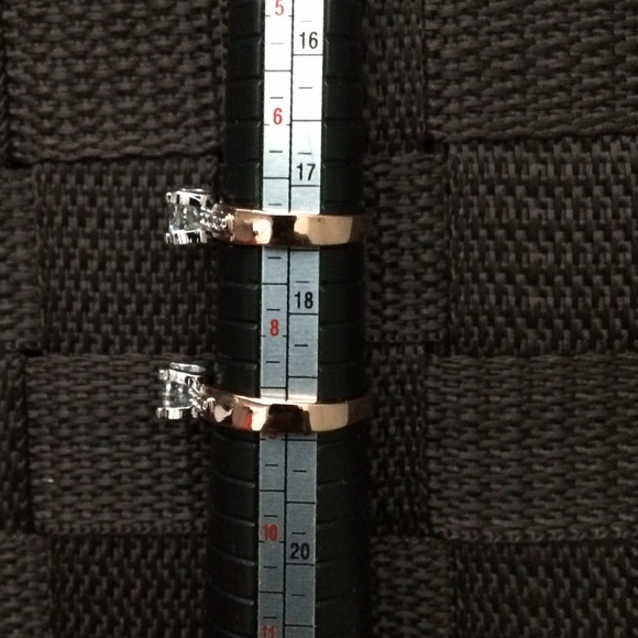 18k Gold CZ Diamond Ring💎 - Picture 4 of 4