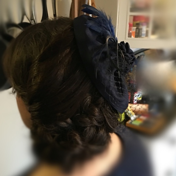 Navy blue fascinator