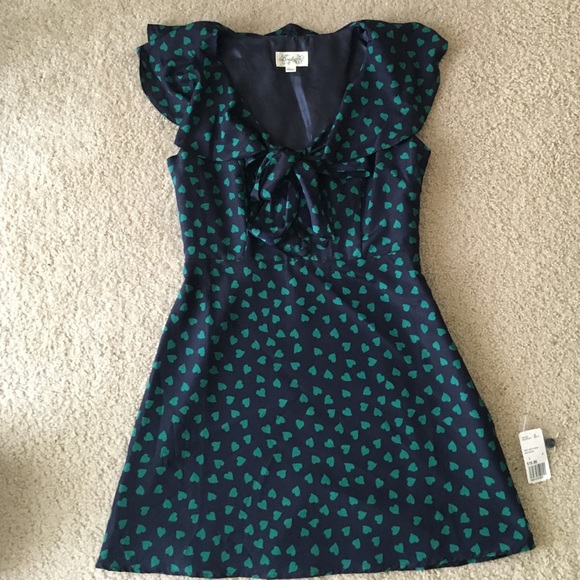 Dress - Picture 1 of 1