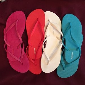 Old Navy flip flop bundle