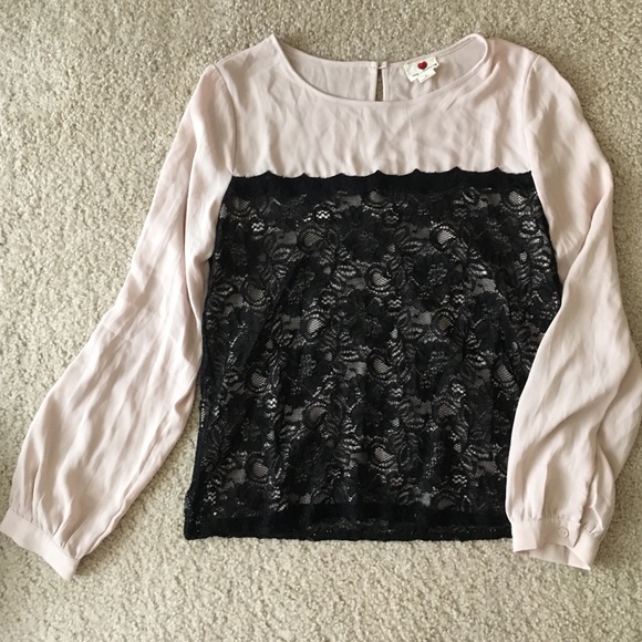 Blouse - Picture 1 of 2