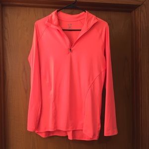 MOVING SALE! 🎉 1/4 Zip Workout Top