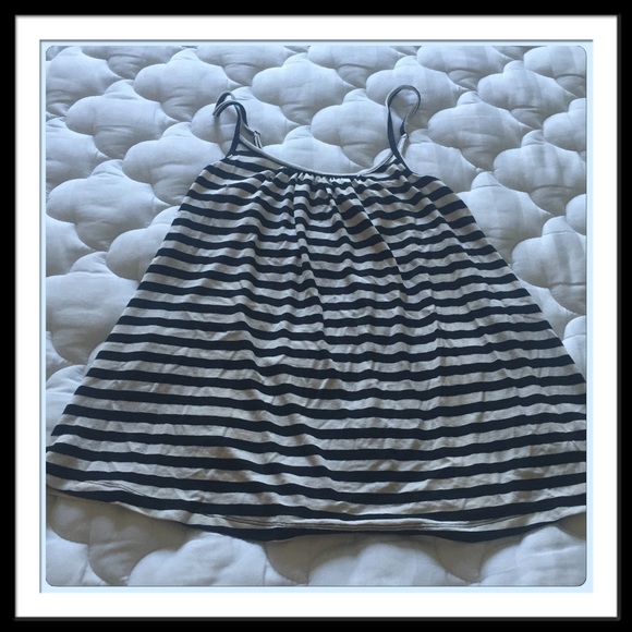Black & white flowy  tank top