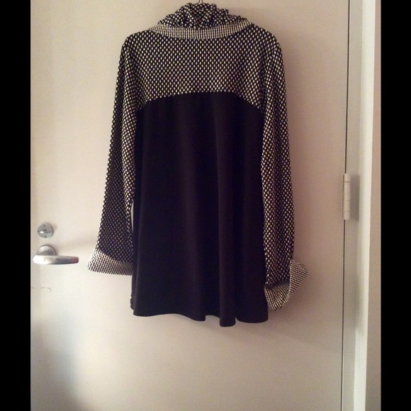 FABULOUS SWING JACKET! NWT!!!! - Picture 3 of 4