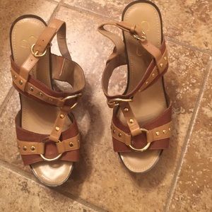 Final mark down! Jessica Simpson size 8.5 heels