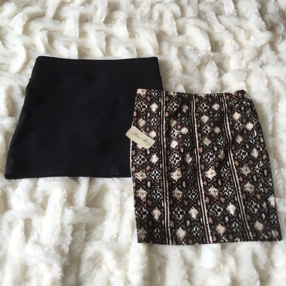 🌙 Tight Skirts 🌙