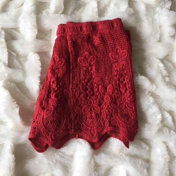 🌙 Ruby Red 🌙 - Picture 2 of 3