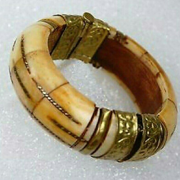 Hand carved tagua nut bracelet