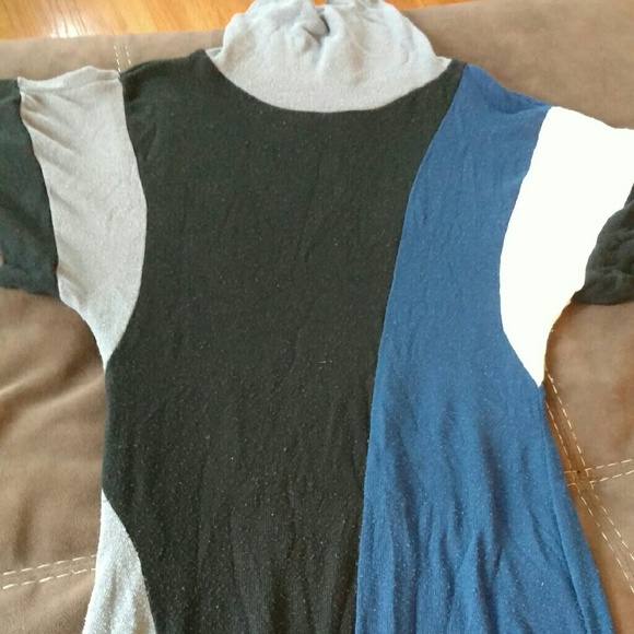 Women's short sleeve sweater