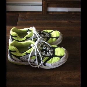 New Balance 901 sneakers