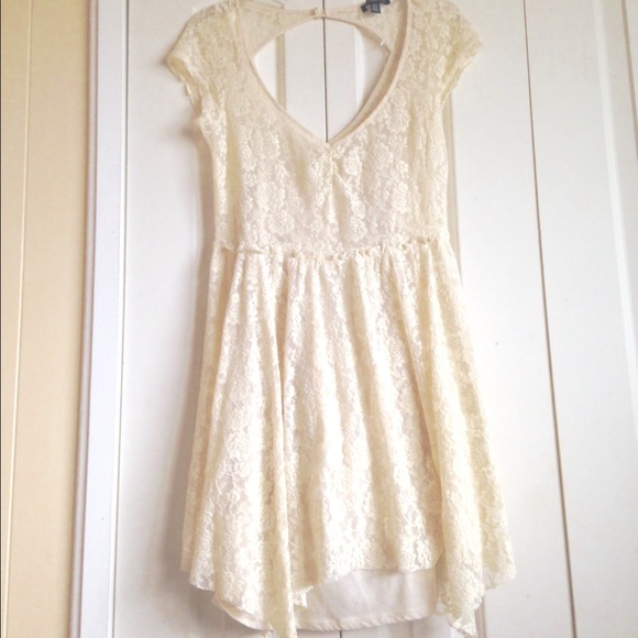 American Eagle Outfitters Lace Dress in Cream