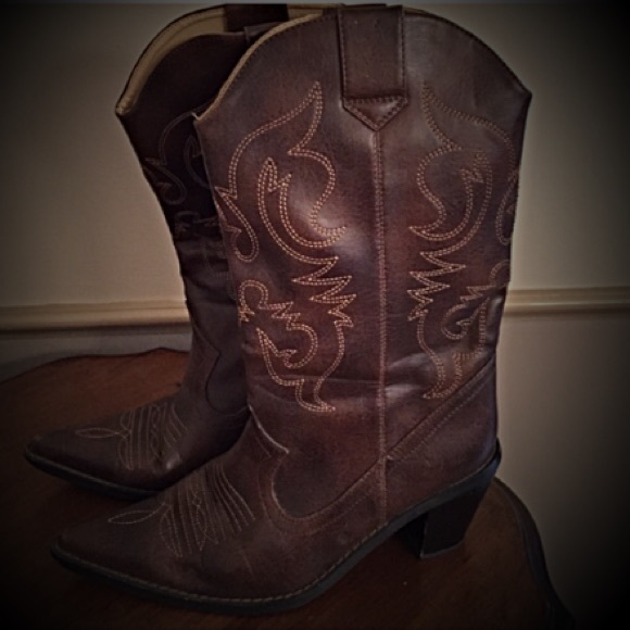 💐 Cowgirl boots