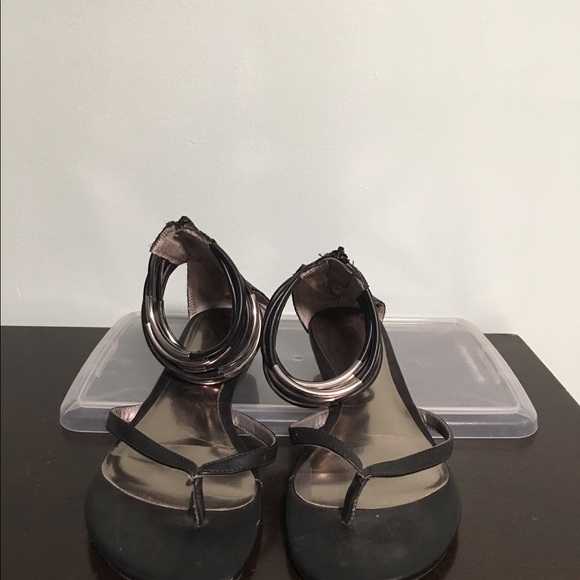 Flat Sandal
