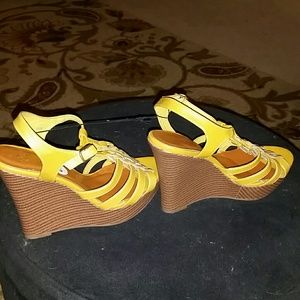 Mustard yellow wooden wedge