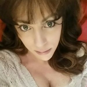 Meet your Posher, Nadine