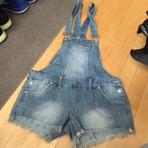 Overall jean shorts