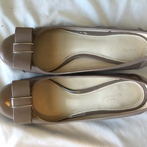 Kitten heels