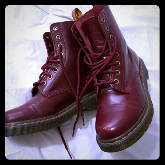 Dr martens red