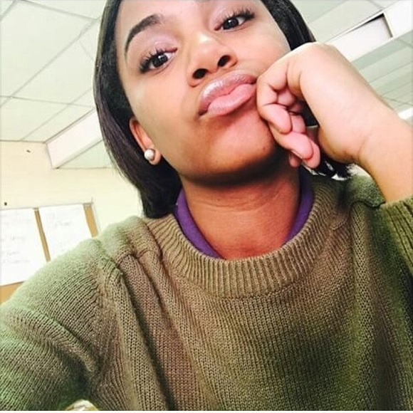 Meet your Posher, Jewel