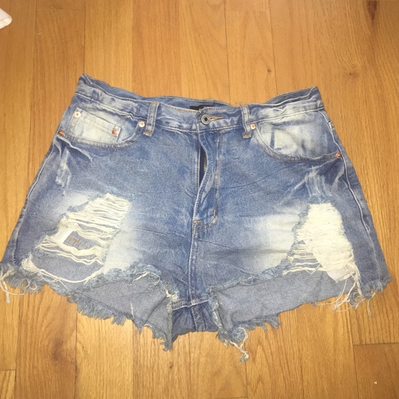 Forever 21 denim cut off shorts size large