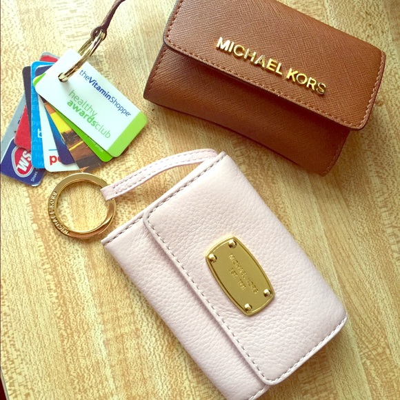 Michael kors coin wallet