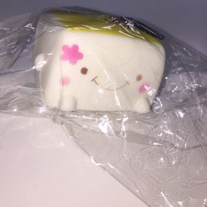 Tofu squishy