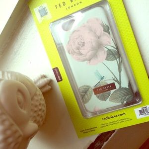 Ted Baker iPhone 6 case