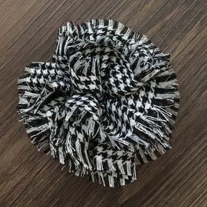 Houndstooth flower