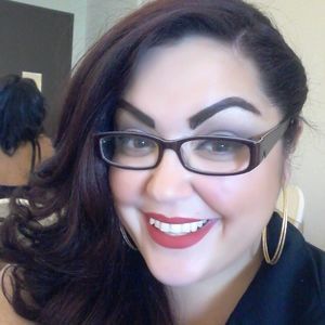 Meet your Posher, Justine