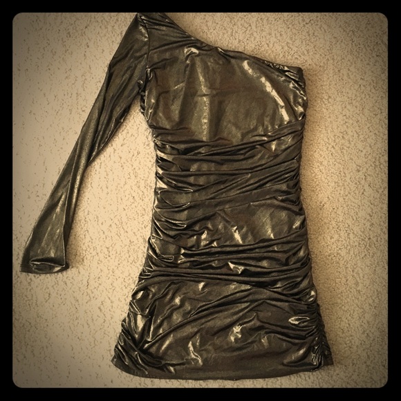 One sleeved mini dress - Picture 1 of 1